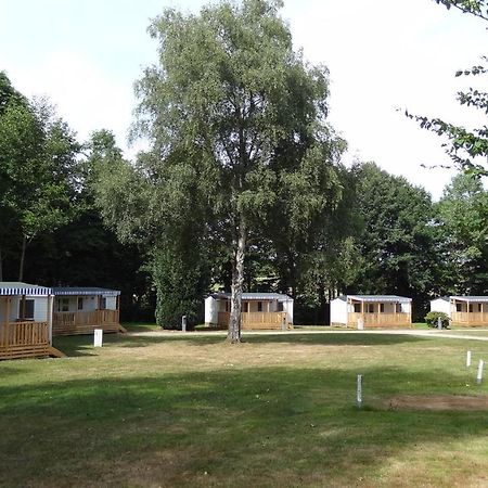 Knaus Campingpark Huenfeld Ngoại thất bức ảnh
