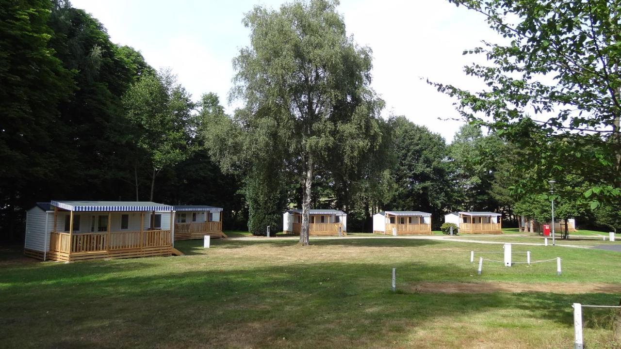 Knaus Campingpark Huenfeld Ngoại thất bức ảnh