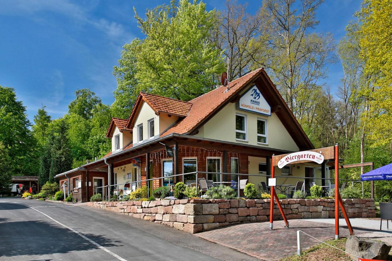 Knaus Campingpark Huenfeld Ngoại thất bức ảnh